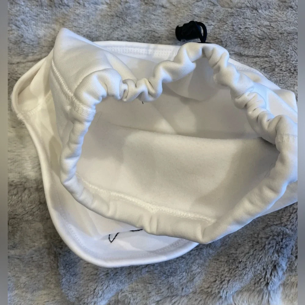 KJUS White Neck Warmer Gaiter Kerchief White Toggle Adjustable One Size Unisex